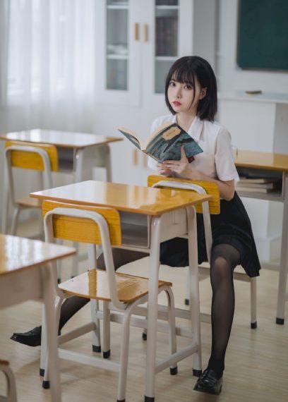 久久久精品人妻一區二區三區字幕_國產劇BD在線觀看
