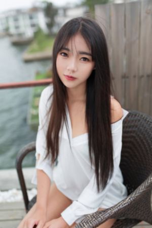 歐美意境黑白壁紙圖片_BD韓語電影在線觀看