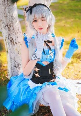 俄羅斯巨莖大戰歐美白婦_4K日韓免費觀看